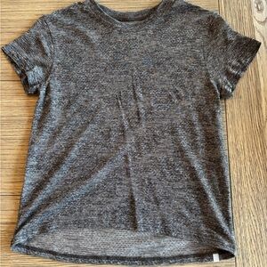 women’s lululemon tee